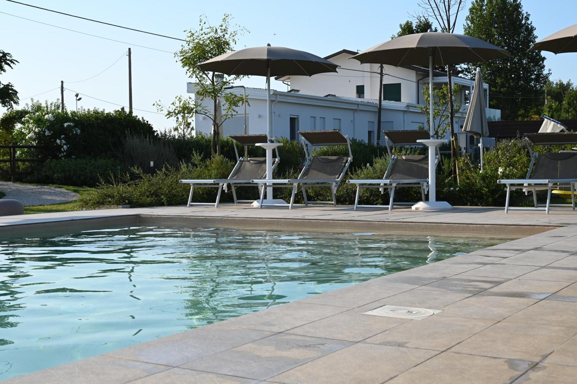 I Delfini - Natural B&B Cesenatico Exterior foto